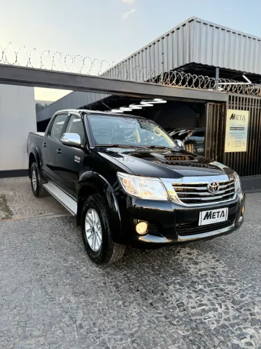 Toyota Hilux CD SRV D4-d 4X4 3.0 TDI Diesel AUT 2014