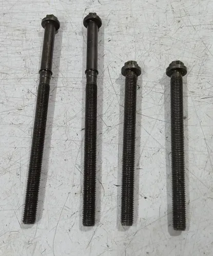 Kit Parafuso Balanceiro Motor Mercedes C300 2.0 2018