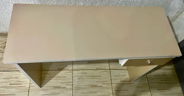 Vendo Escrivaninha