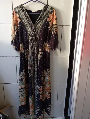 Vestido de tule tamanho.Gg