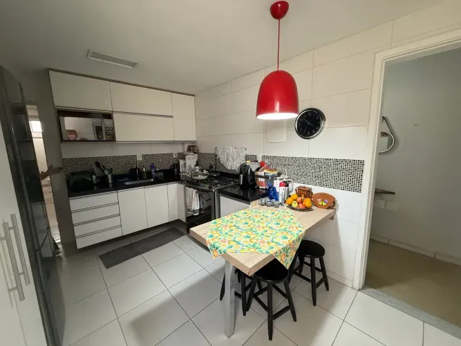 UM APARTAMENTO PARA QUEM VALORIZA CONFORTO E LOCALIZAÇÃO!