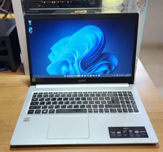 Notebook I5 com garantia