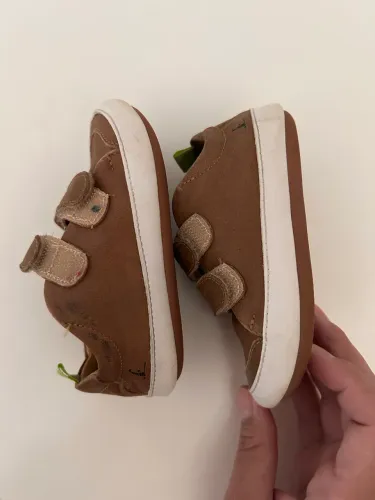Sapato tip toey