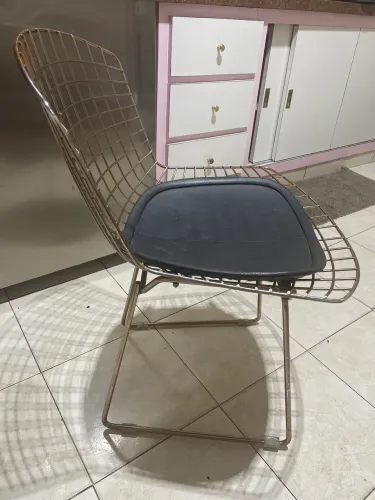 Cadeira bertoia 