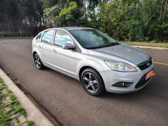 Ford Focus 2.0 16v/ 2.0 16V Flex 5P 2009