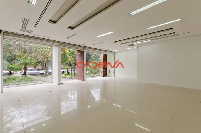 Loja Comercial à venda no Alto da Rua XV em Curitiba