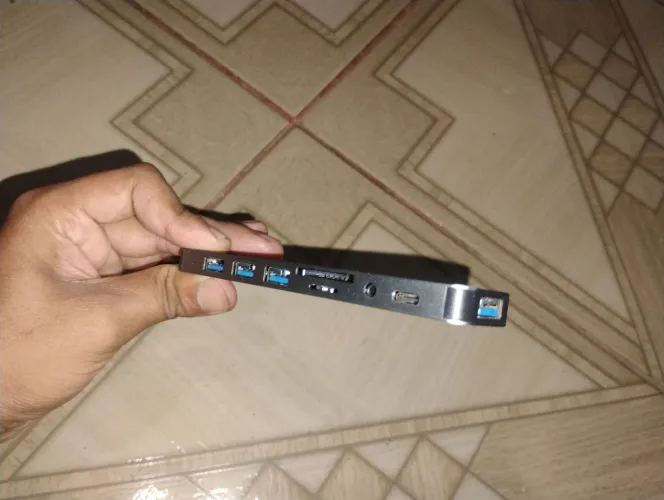 HUB ADAPTADOR USB-C 7 EM 1