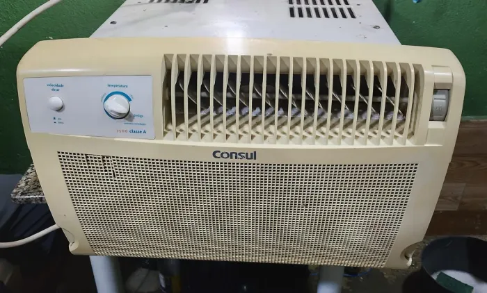 Ar condicionado Consul classe A 7.500 BTUs valor 750 reais 