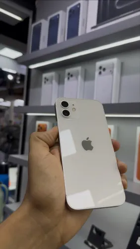 iPhone 12 64GB Branco