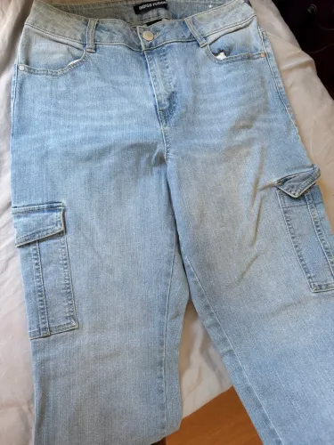 Calça clara