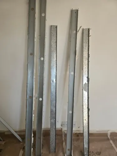 Pefil de Gesso Montante