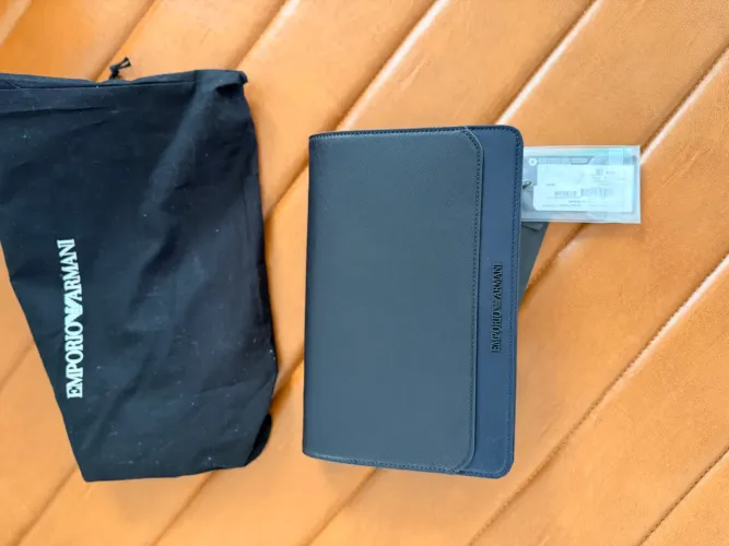 Bolsa autentica Armani