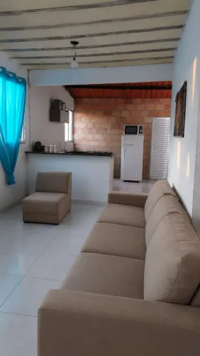 Casa 2 quartos, com varanda 85 mil