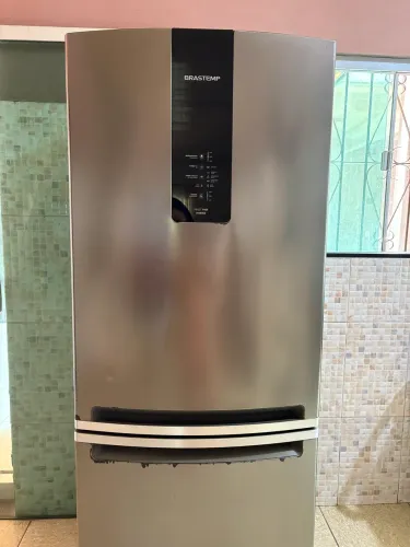Vendo geladeira Brastemp