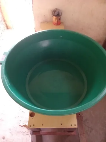 Bacia plástica extra 80 litros