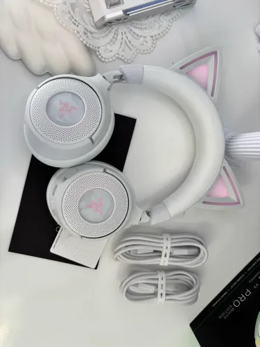 Headset Razer Kraken Kitty V3 PRO Branco