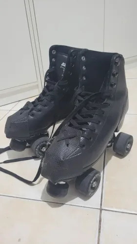 Patins Klassic Preto - 58mm x 32mm ABEC-5