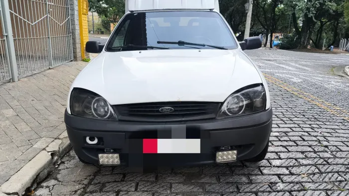 Farol Courier 2013 Mascara Negra