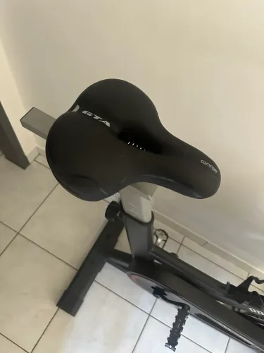 Vendo bike ODIN 3000 novinha