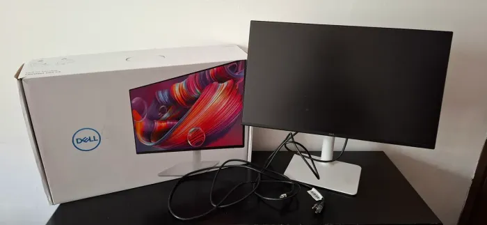 Monitor Dell 24? S2421HS Full HD - HDMI / DisplayPort / Ajuste de Altura