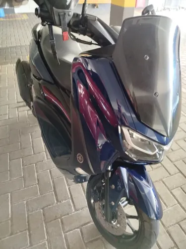 Vendo Yamaha nmax 2022 moto muito nova , só pagar e andar