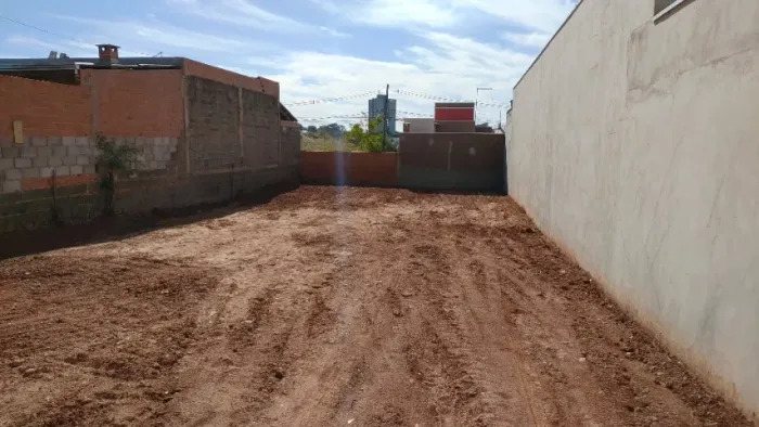 Terreno plano, murado, 250m², possível desmembrar, novo cambuí, hortolandia