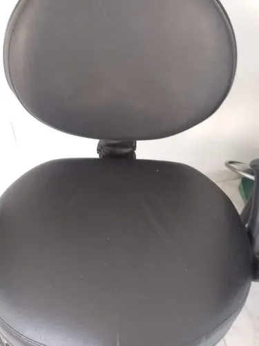 Vende-se cadeira de salão..