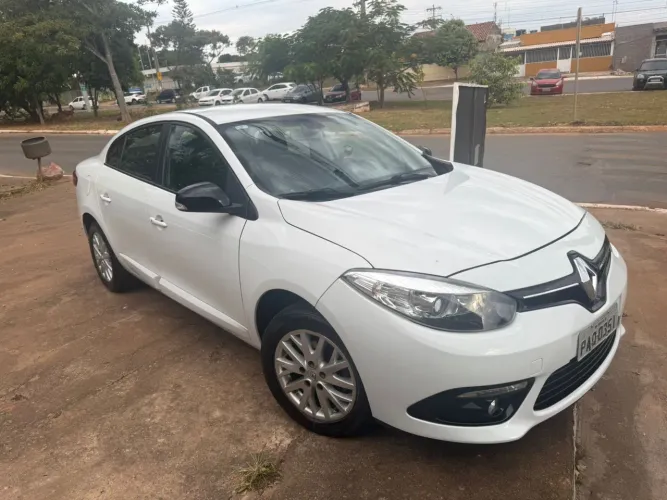 Renault Fluence Sed. Dyn. Plus 2.0 16V Flex Aut. 2016