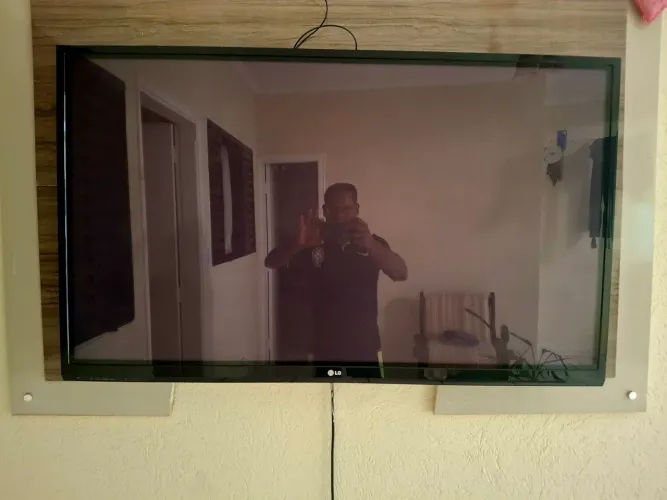Vendo TV LG 50 polegadas $ 1500,00
