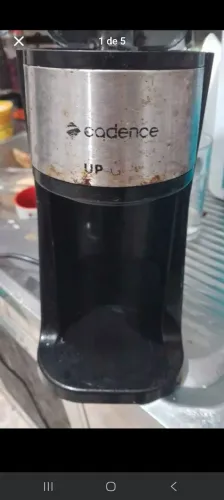 Cafeteira com defeito Cadence up go para retirada de peças