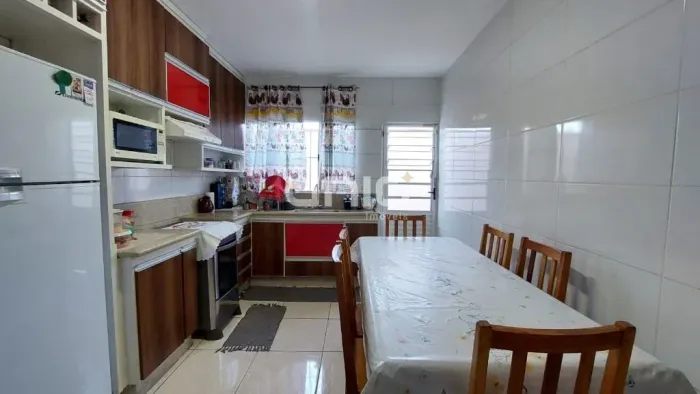 Casa à venda no Bairro Jardim São Carlos na cidade de Rio das Pedras /SP REF: CA2838