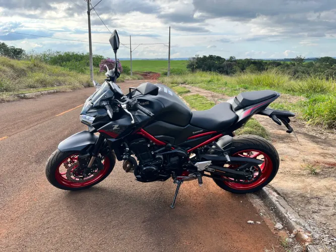 Z900 2021 | Manual e Chave Reserva |