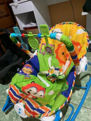 Cadeirinha de balanço
