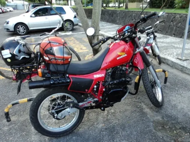 Honda XL 250R - para colecionador