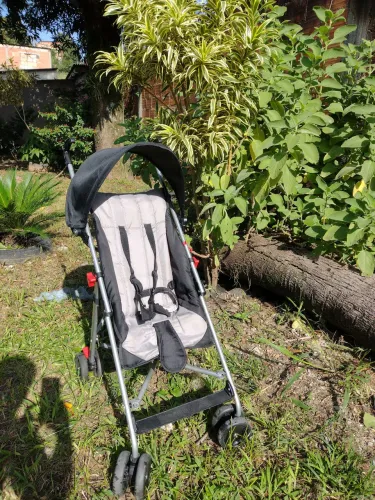 carrinho de passeio estilo guarda chuva,da marca Multikids Baby!