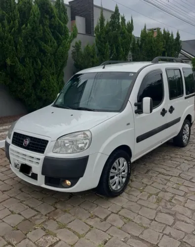 Fiat Doblo Attractive 1.4 Fire Flex 8V 5P 2015