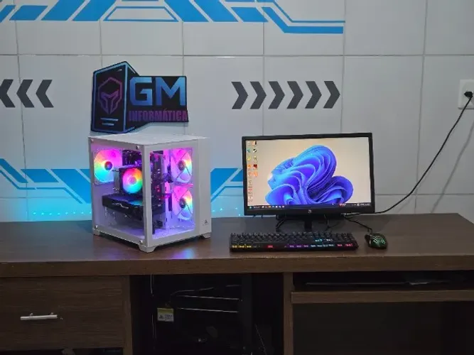 Setup Gamer Completo Branco | 32GB RAM | RX 580 | Monitor 22 + Periféricos