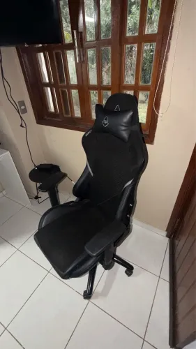 CADEIRA GAMER (SEMI NOVA)