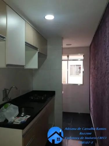 Apartamento com 2 dormitórios, varanda Cond. Castelo Branco - Carapicuiba
