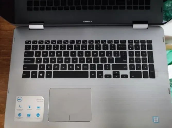 Notebook Dell 2 em 1 17" Tela Touch P/ Retirar Peças