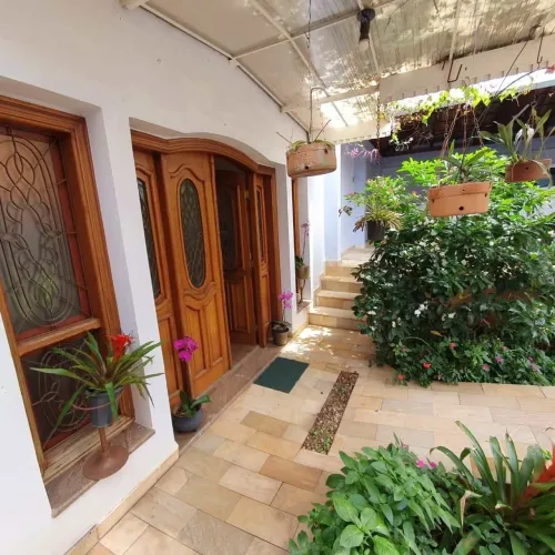 Casa à venda em Franca-SP: Imóvel no Jardim São Vicente com 3 quartos, 2 suítes, 3 salas e