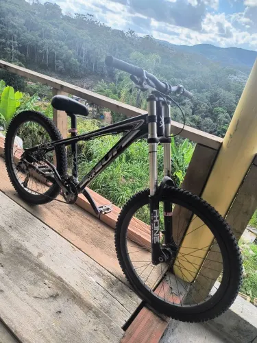 DH bike