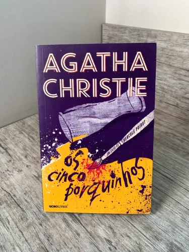 Livro Ágatha Christe : Os três porquinhos
