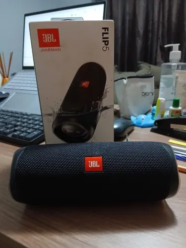 JBL FLIP - Usada, original a prova d'água