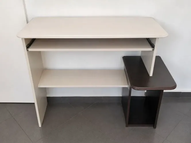 Escrivaninha para computador