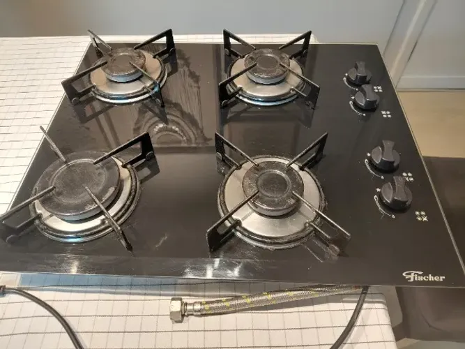 Cooktop a gás Fischer 4 bocas mesa vidro bivolt c/ mangueira