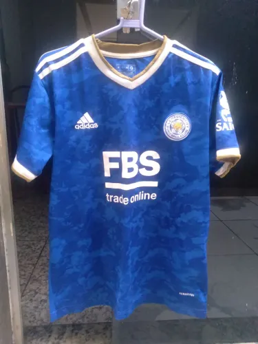 Camisa Adidas Leicester City titular temporada 2021/2022 sem número tamanho G.