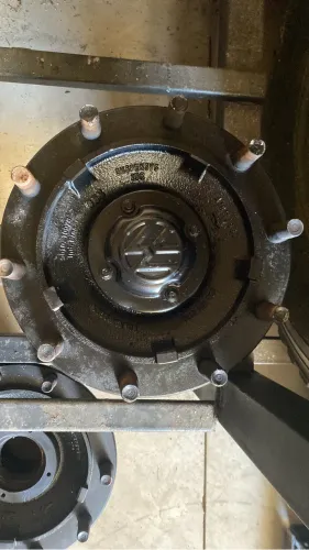 Cubo De Roda Dianteiro traseiro Volkswagen