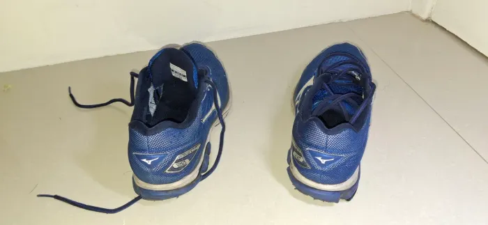 Tênis Mizuno Wave Rider 20