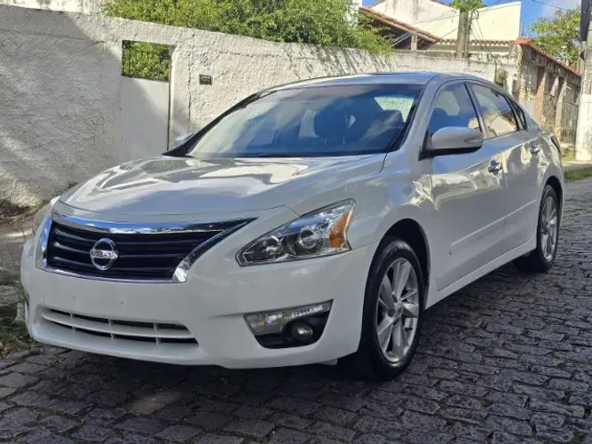Nissan Altima SL 2.5 16V 4P Aut. 2014